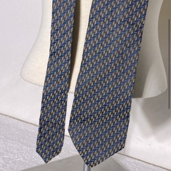 Vintage Giorgio Armani Silk Tie - Picture 3 of 8
